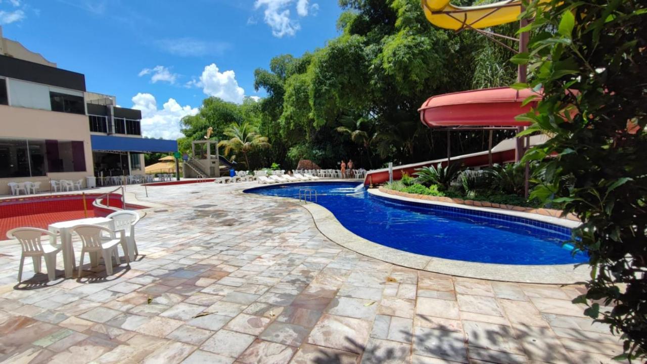 Golden Dolphin Gd - Suite 4 Adultos E 1 Crianca Ate 5 Anos Caldas Novas Eksteriør bilde